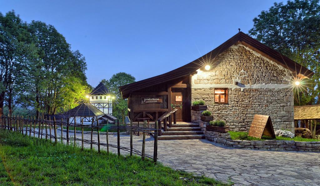 Farm Stay Cardaklije Кулен Вакуф Экстерьер фото
